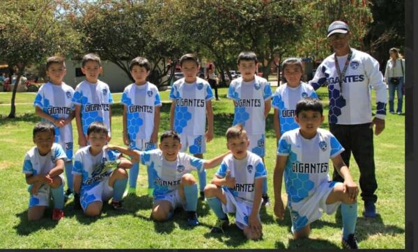 GIGANTES - Image 16