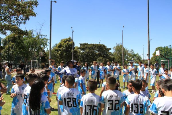 GIGANTES - Image 15