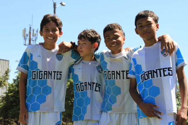 GIGANTES - Image 5