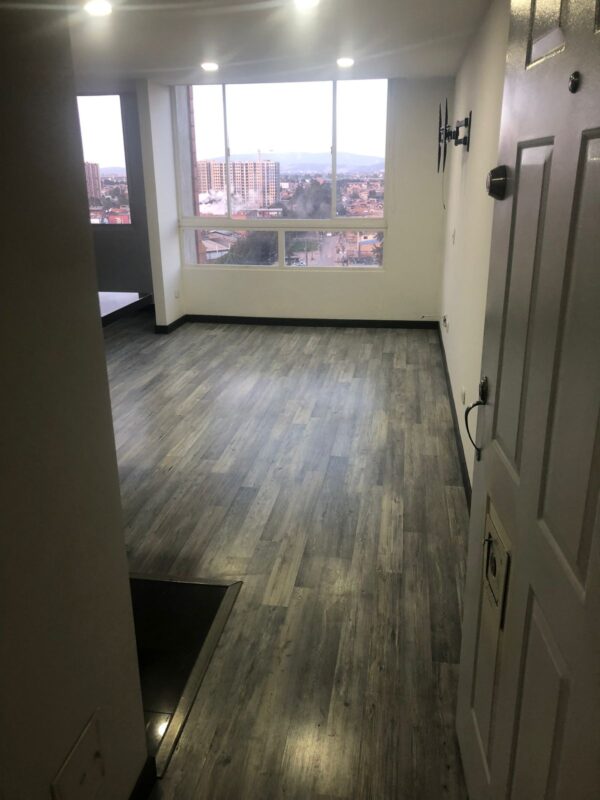 ARRIENDO APARTAMENTO TORRE 1-1504
